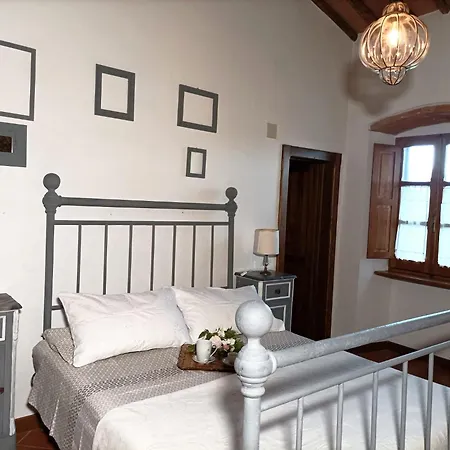 Tuscan Apartment